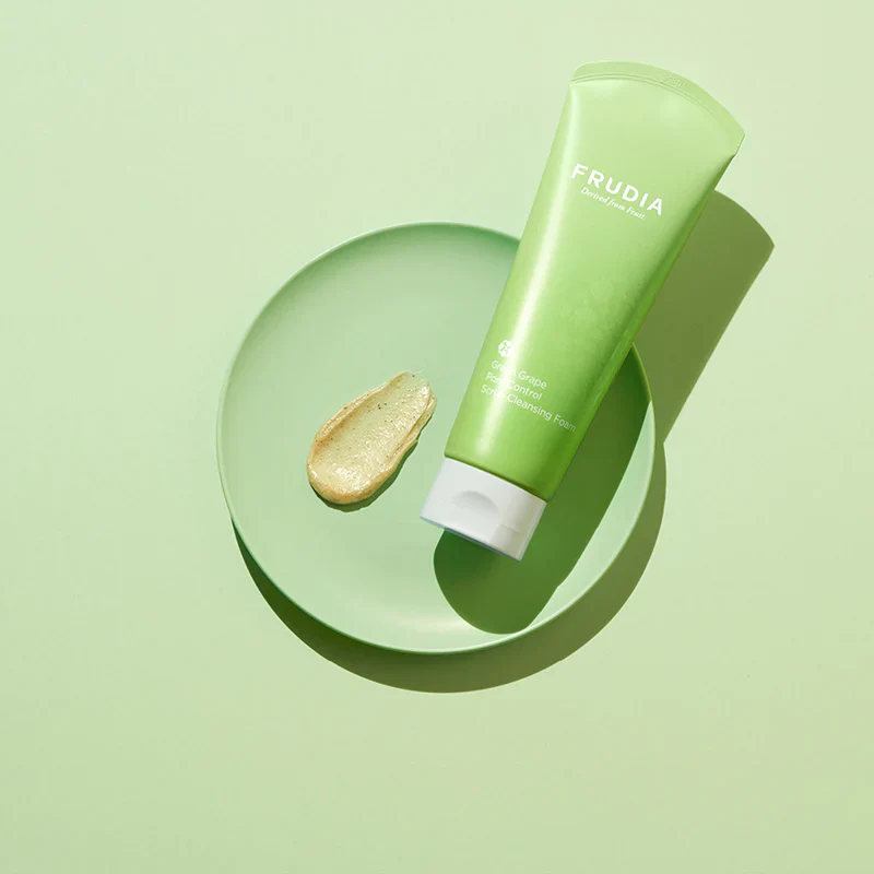 Green Grape Pore Control Scrub Cleansing Foam [145ml] - Image 2