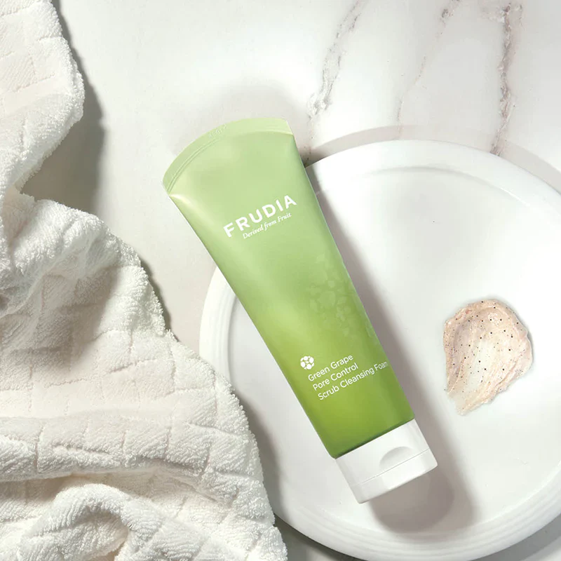 Green Grape Pore Control Scrub Cleansing Foam [145ml] - Image 3