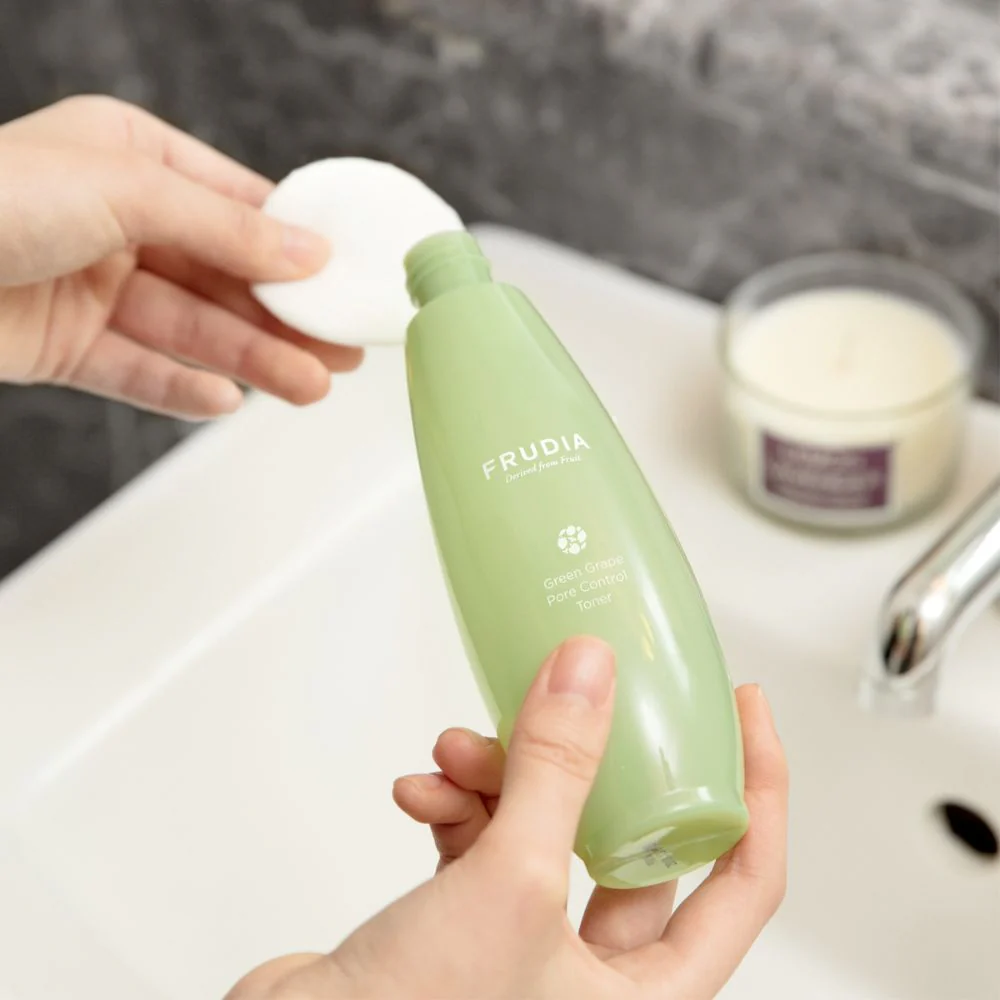 Green Grape Pore Control Toner 195ml - Image 4