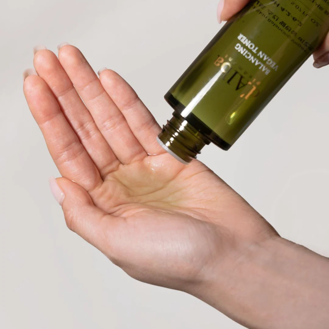 Mild Skin Balancing Vegan Toner 150ml - Image 3
