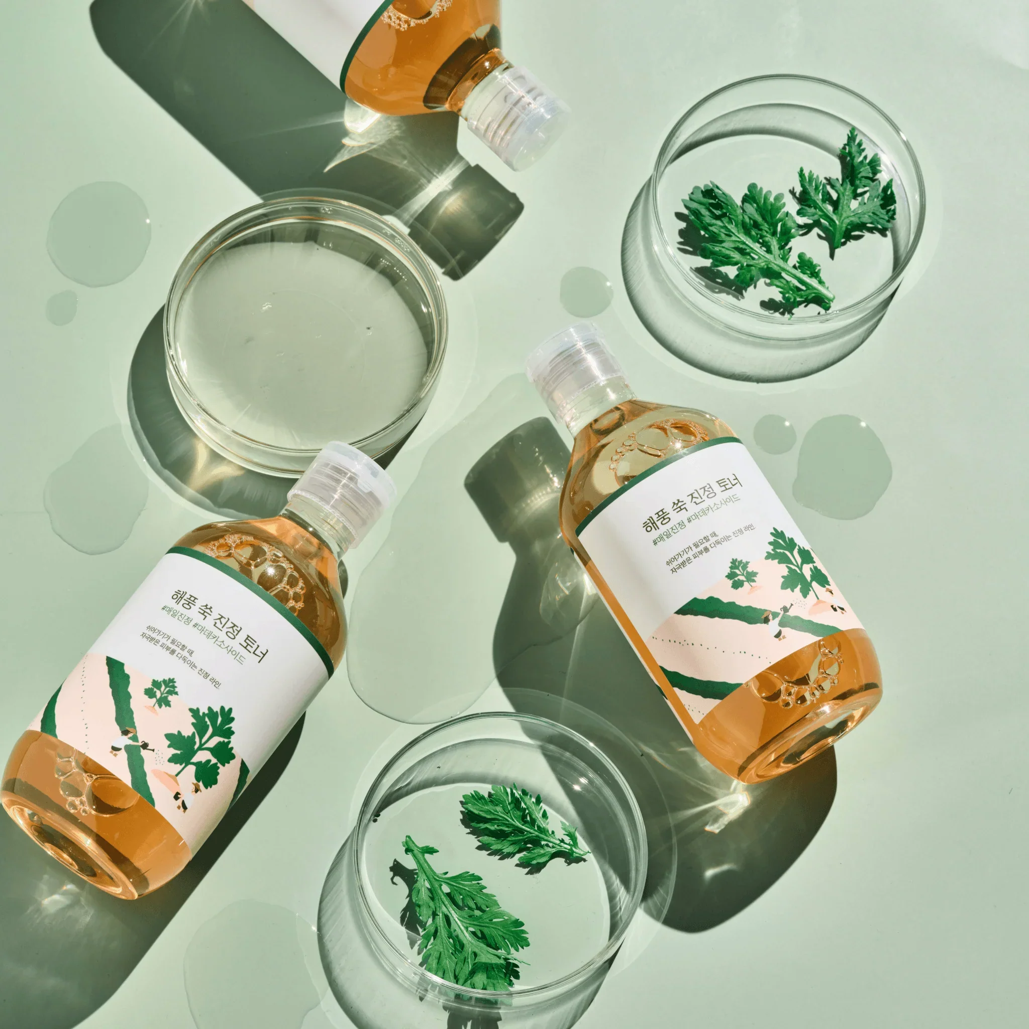 Mugwort Calming Toner 300ml - Image 3