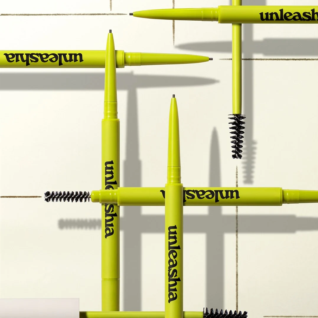 Shaper Defining Eyebrow Pencil - Image 3