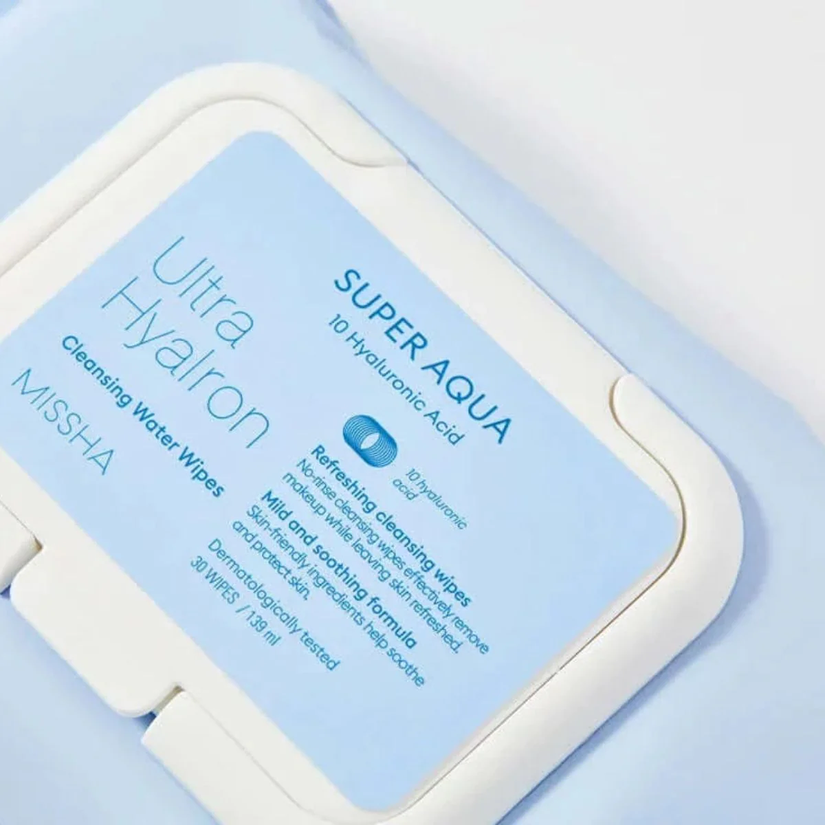 Super Aqua Ultra Hyalron Cleansing Water Wipes 30 Sheets - Image 2